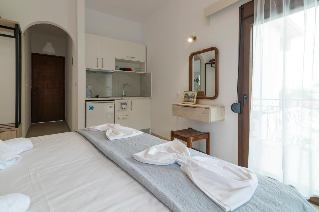 Hotel Postman'S House à Parga Extérieur photo